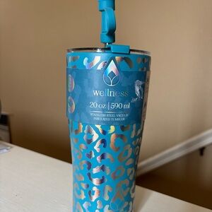 Wellness 20 oz. stainless steel vacuum insulated tumbler NEW